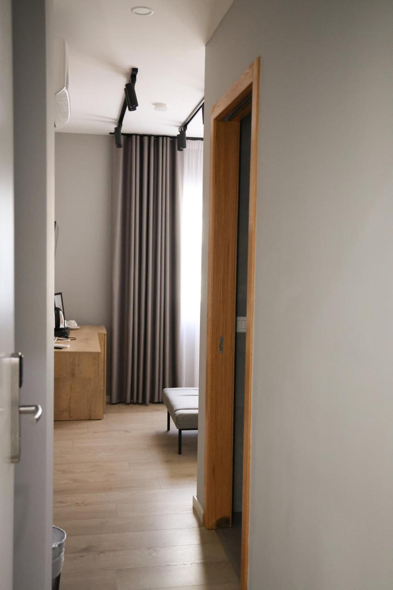 Sol Hotel Shkoder Luaran gambar