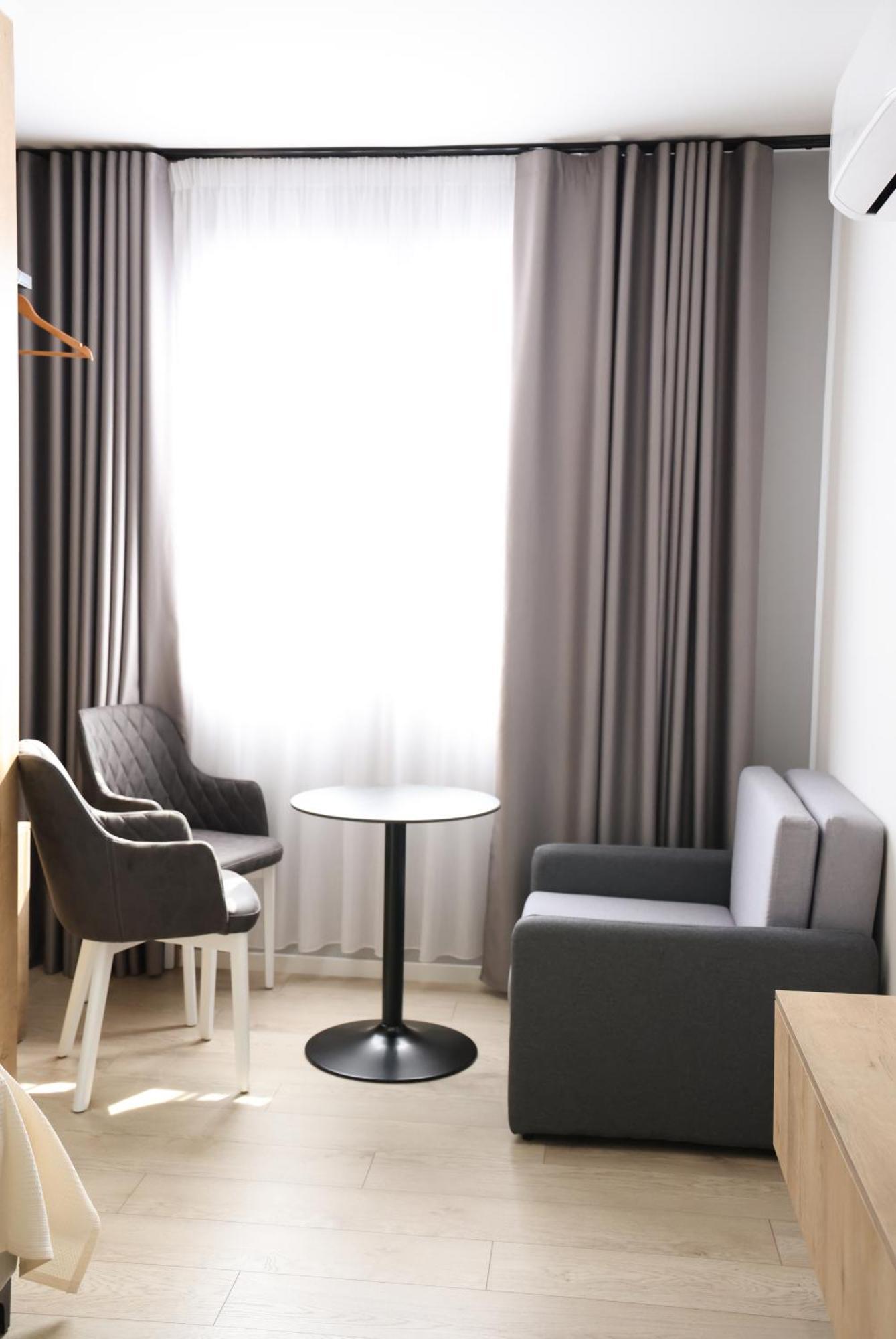 Sol Hotel Shkoder Luaran gambar