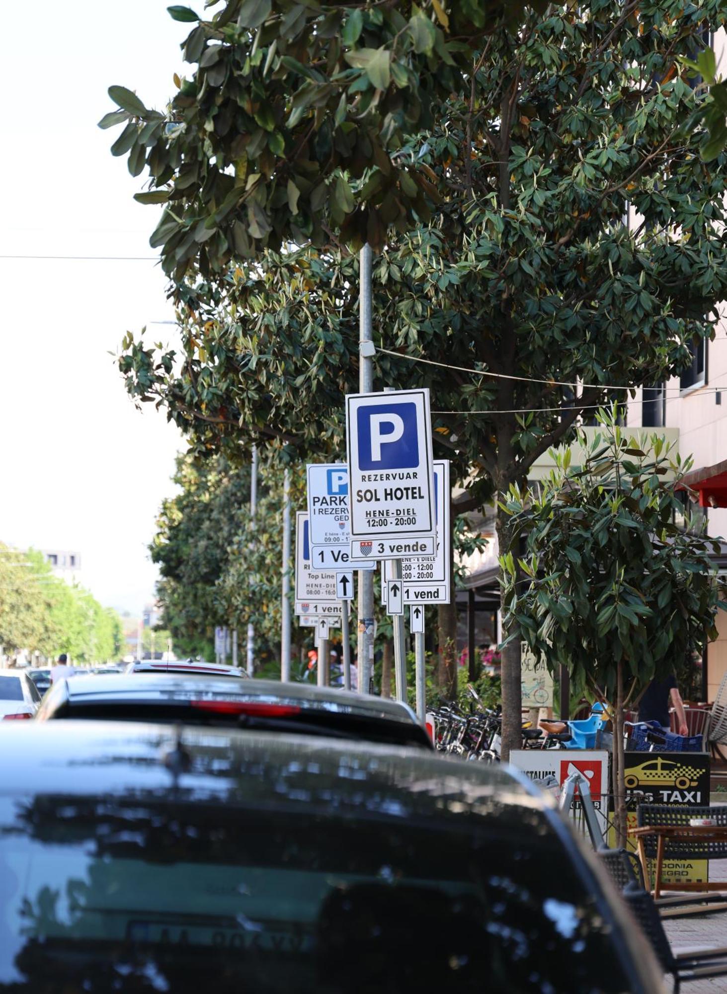 Sol Hotel Shkoder Luaran gambar